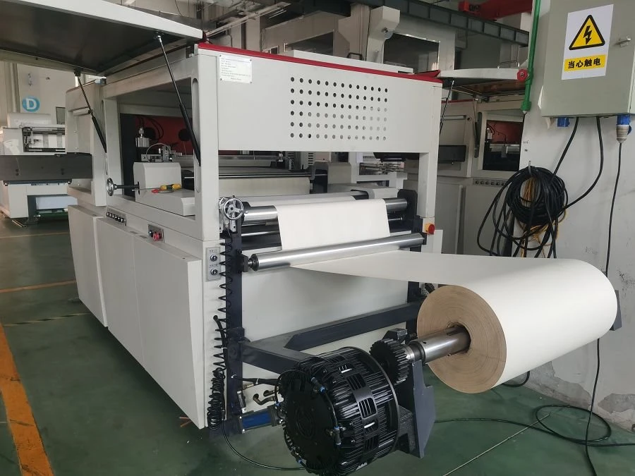 Kartonschneidemaschine