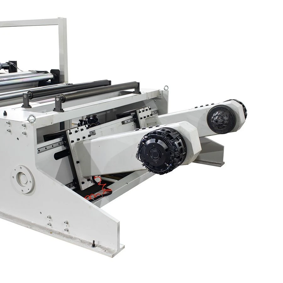 Pappteller-Schneidemaschine